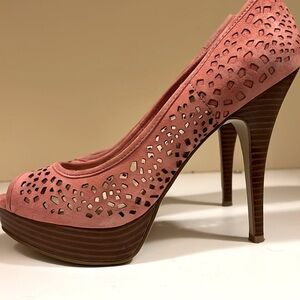 Enzo Angiolini pink suede platform Heels size 7.5